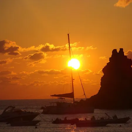 Appartamento Noir Vulcano (Isola)